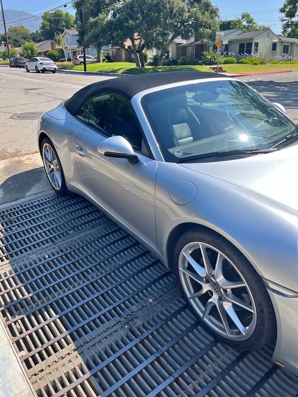 2015 Porsche 911 CARERRA