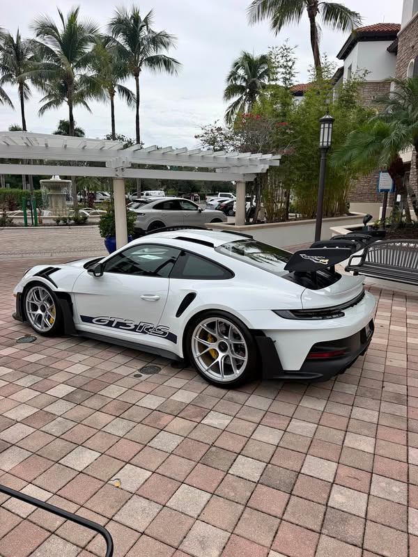 2025 Porsche 911 - GT3 RS Coupe 2D