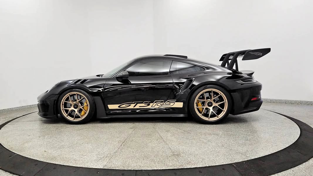 2025 Porsche 911 - GT3 RS 4.0 Coupe 2D