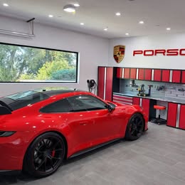 2023 Porsche 2023 Porsche 911 GT3 \u2013 Guards Red \u2013 6-Speed Manual \u2013 2,400 Miles \u2013 FULL PPF
