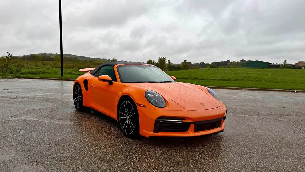 2021 Porsche 911 - Turbo S Cabriolet 2D
