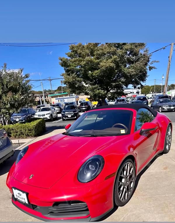 2025 Porsche 911 - Carrera 2 Cabriolet 2D