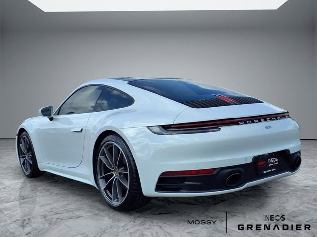 2020 Porsche 911 Carrera