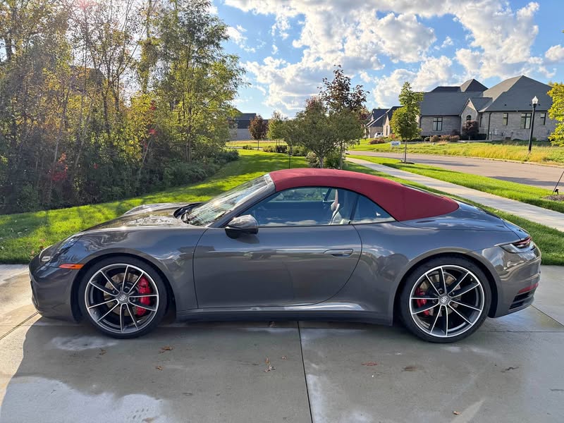 2020 Porsche 911 - Carrera S Cabriolet 2D