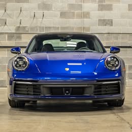 2020 Porsche 911 Carrera