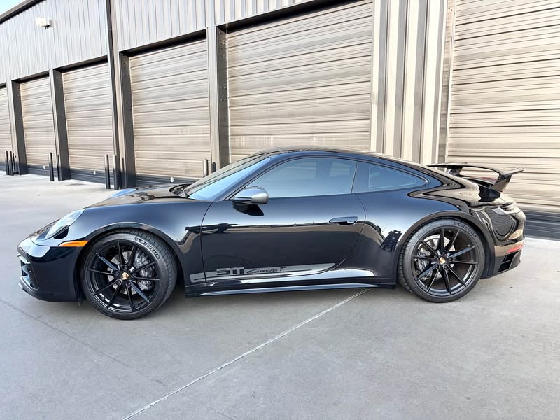 2024 Porsche 911 - Carrera T Coupe 2D