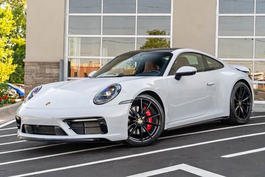 2023 Porsche 911 - Carrera S