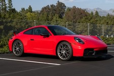 2025 Porsche 911 Carrera