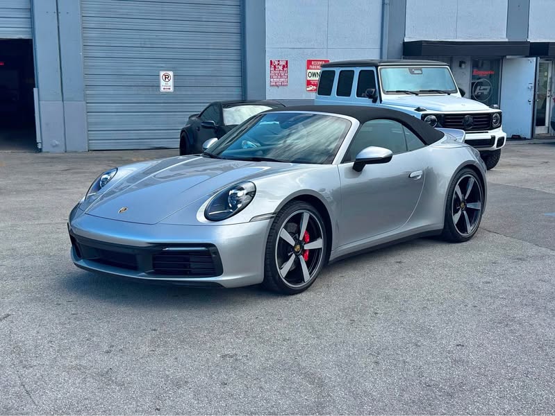 2020 Porsche 911 - Carrera Cabriolet 2D