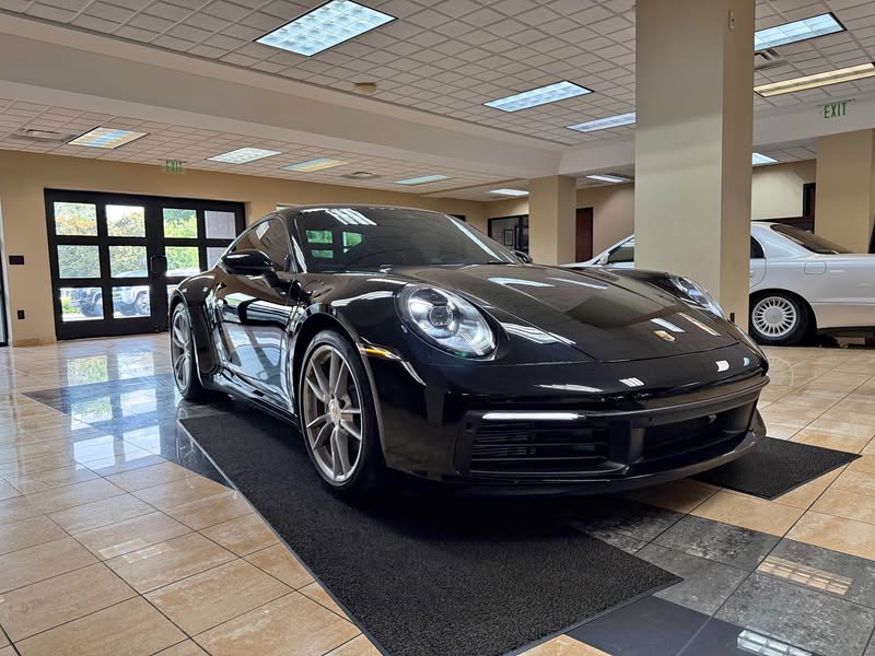 2024 Porsche 911 - Carrera Coupe 2D
