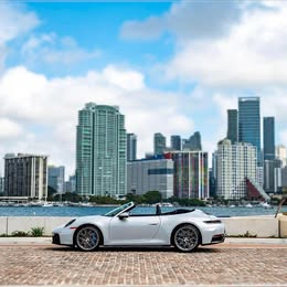 2025 Porsche 911 carrera