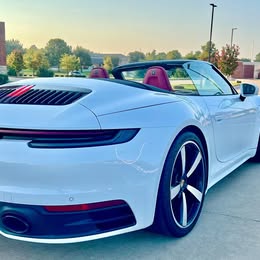 2023 Porsche 911 carrera cabriolet
