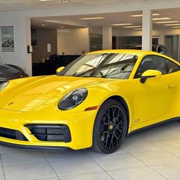 2023 Porsche 911 Carrera GTS