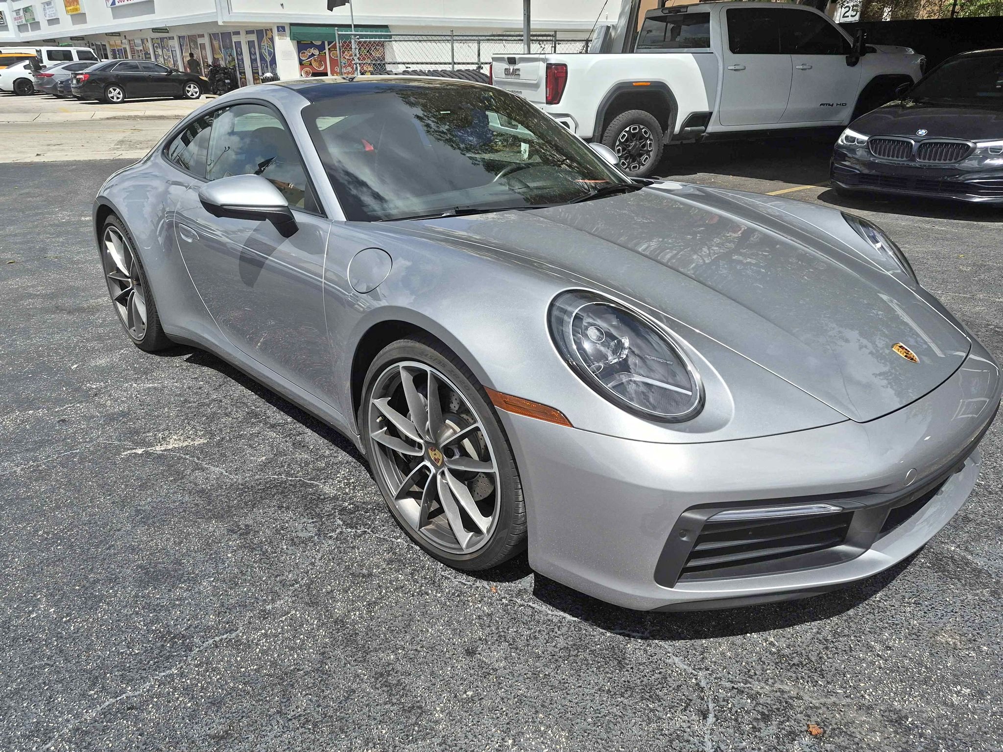 2022 Porsche 911 - Carrera 4 AWD Coupe 2D