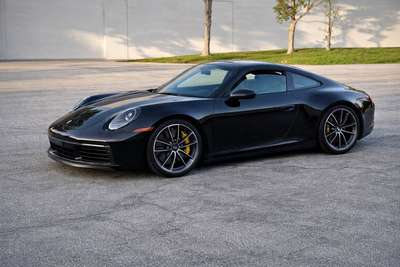 2022 Porsche 911 - Carrera 4 AWD Coupe 2D