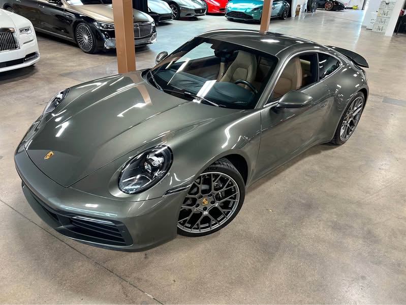 2020 Porsche 911 - Carrera Coupe 2D