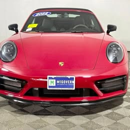2022 Porsche 911 Carrera 4 GTS