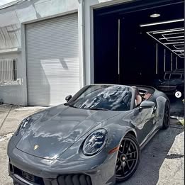 2026 Porsche 911 Carrera GTS Cabriolet