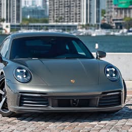 2022 Porsche 911 carrera