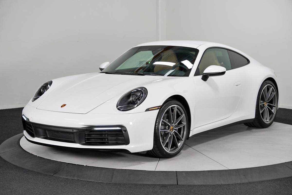 2020 Porsche 911 - Carrera Coupe 2D