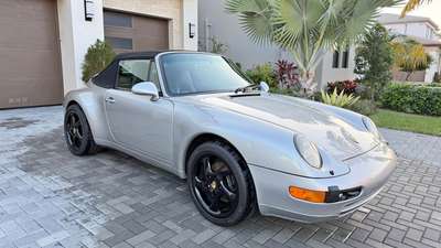 1997 Porsche 911 - Carrera Cabriolet 2D