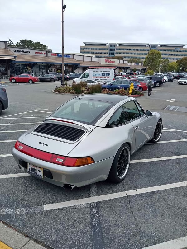1998 Porsche 911 - Carrera 2 Targa 2D