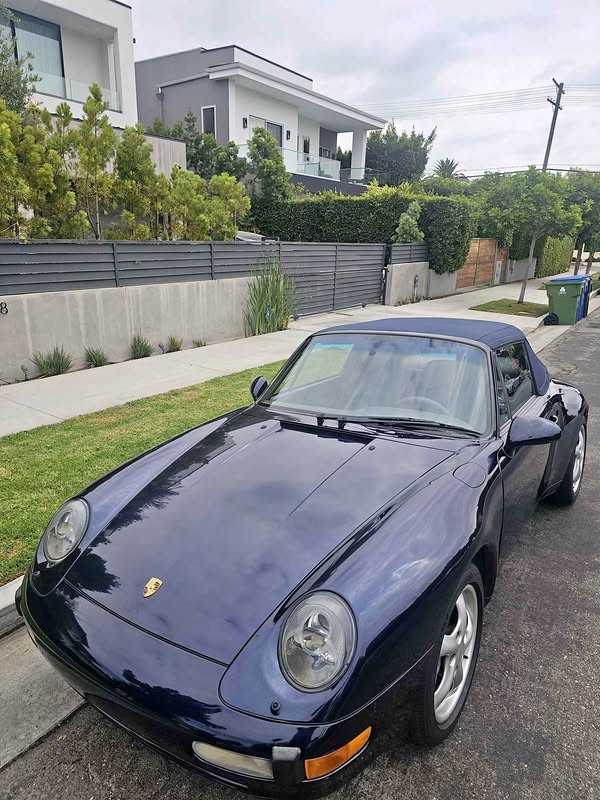 1996 Porsche 911 - Carrera 4 AWD Cabriolet 2D