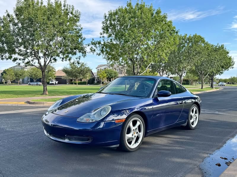 2001 Porsche 911 - Carrera Coupe 2D