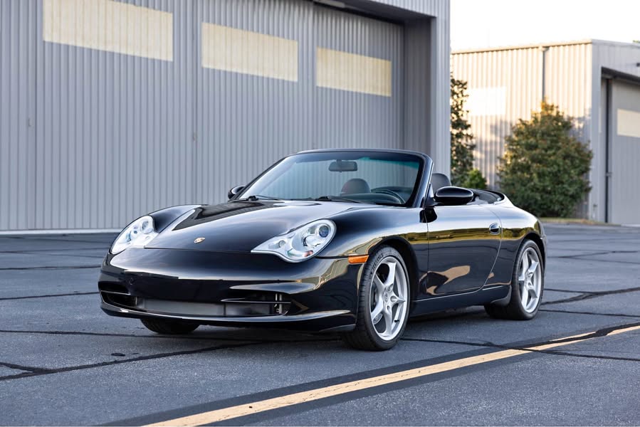 2004 Porsche 911 - Cabriolet 2D