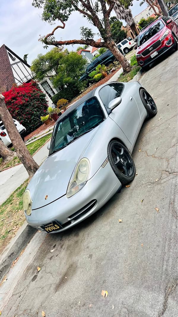 1999 Porsche 911 - Carrera 2 Coupe 2D