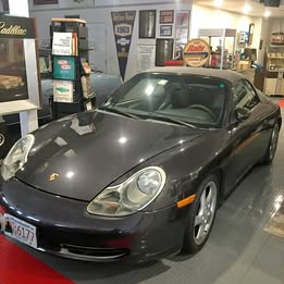 2000 Porsche 911 - Cabriolet 2D
