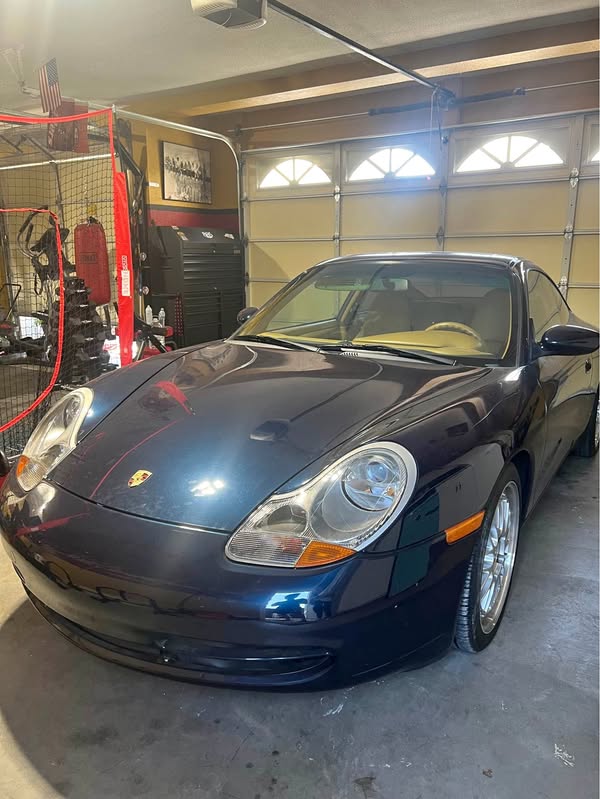 1999 Porsche 911 - Carrera 2 Coupe 2D