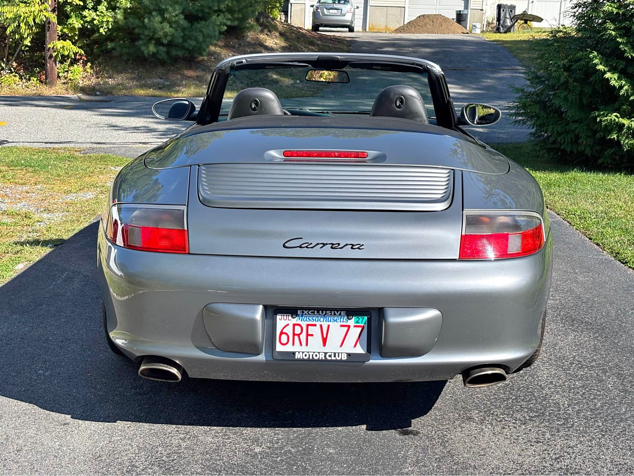 2003 Porsche 911 - Carrera 2 Cabriolet 2D
