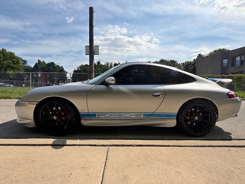 2001 Porsche 911 - Carrera 2 Coupe 2D
