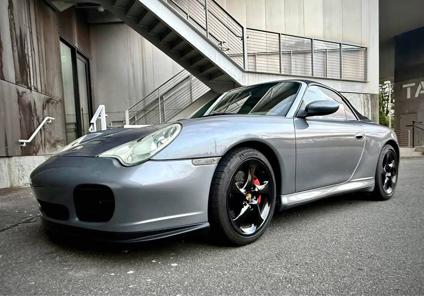 2004 Porsche 911 - Carrera 4S Cabriolet 2D