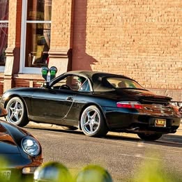 2001 Porsche 911 - Carrera 4 AWD Cabriolet 2D