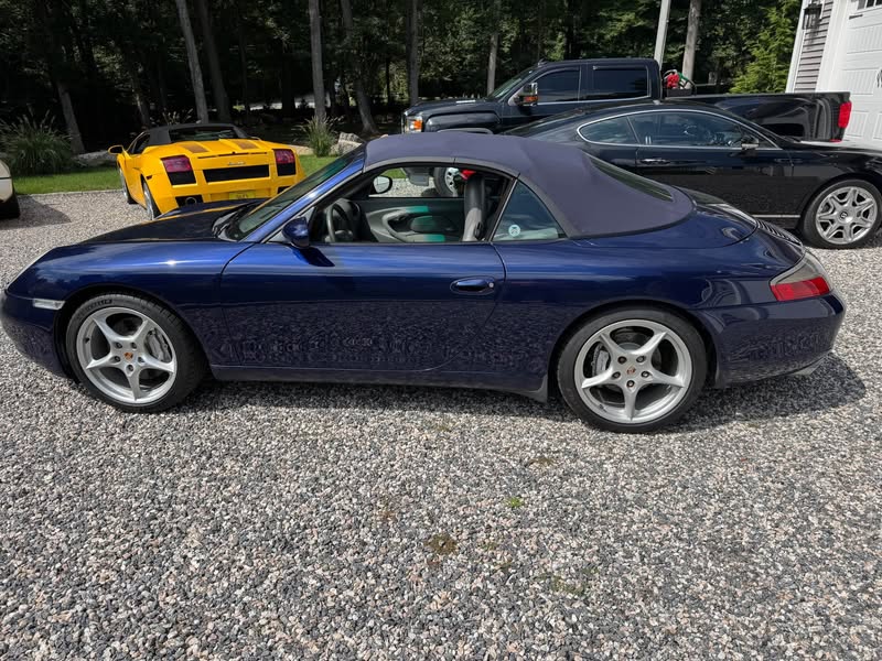 2001 Porsche 911 - Cabriolet 2D