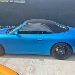 2000 Porsche 911 Carrera