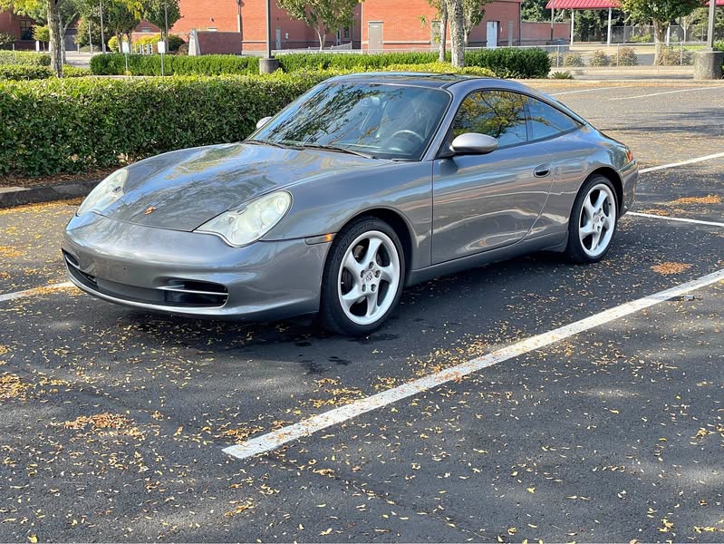 2002 Porsche 911 - Carrera 2 Targa 2D