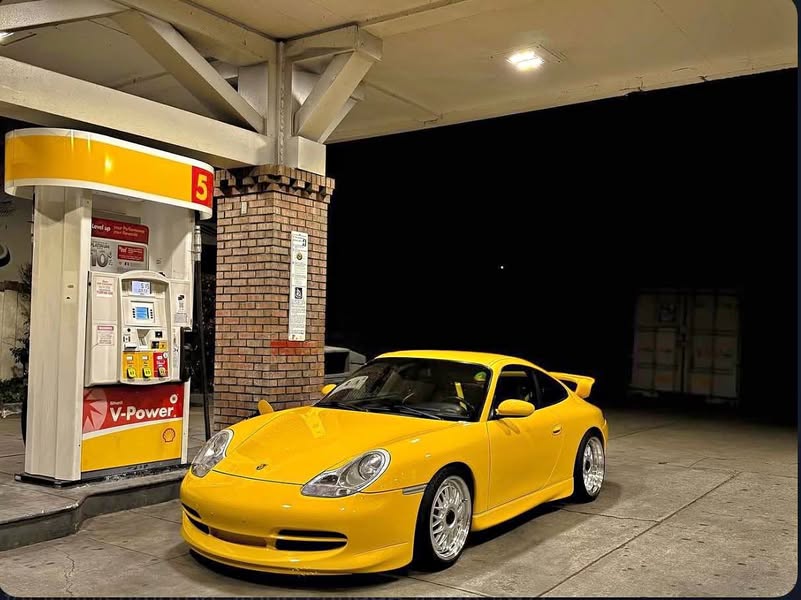 2000 Porsche 911 - *Factory Aero* *6 Speed*