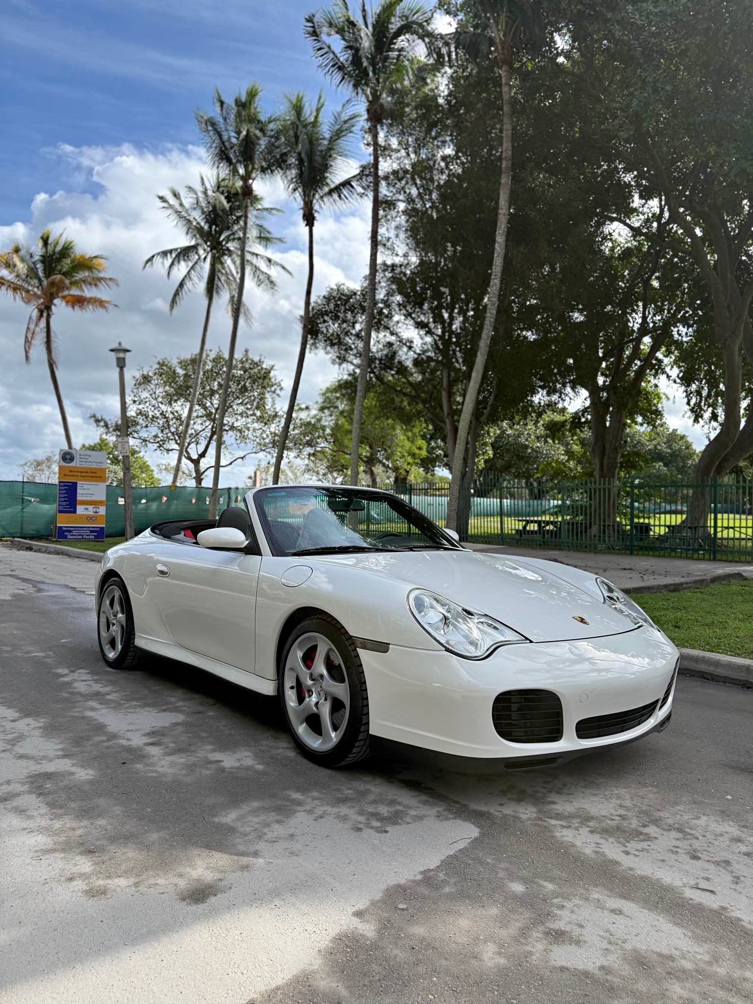 2004 Porsche 911 - Carrera 4S Cabriolet 2D