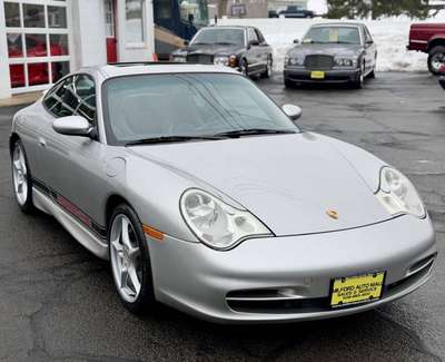 2002 Porsche 911 Carrera 2dr Coupe