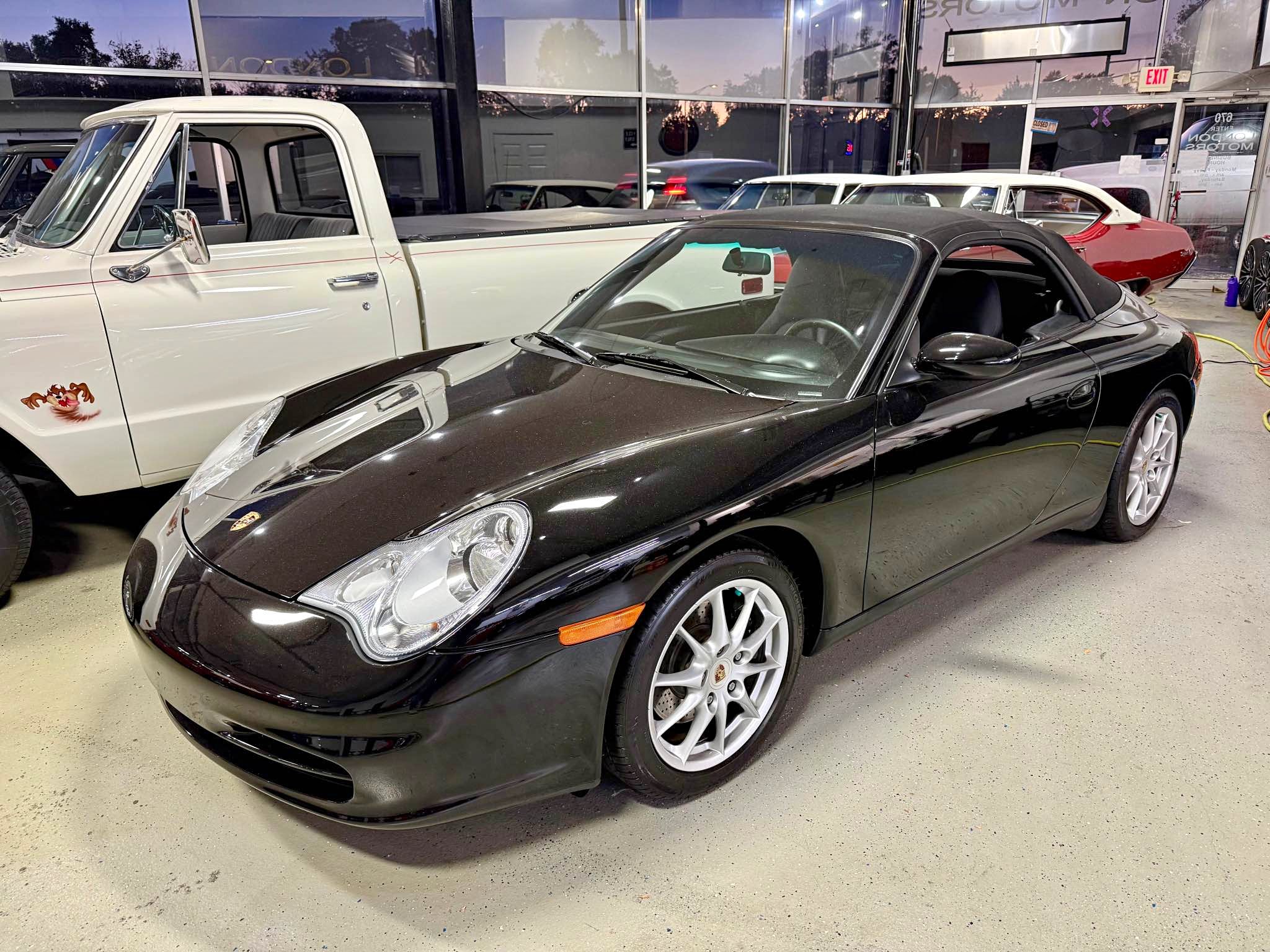 2003 Porsche 911 - Carrera Only 25,313 miles 6 Sp