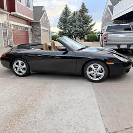 1999 Porsche 911 - Carrera 2 Cabriolet 2D