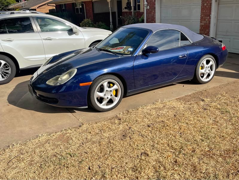 2001 Porsche 911 - Carrera 4 AWD Cabriolet 2D
