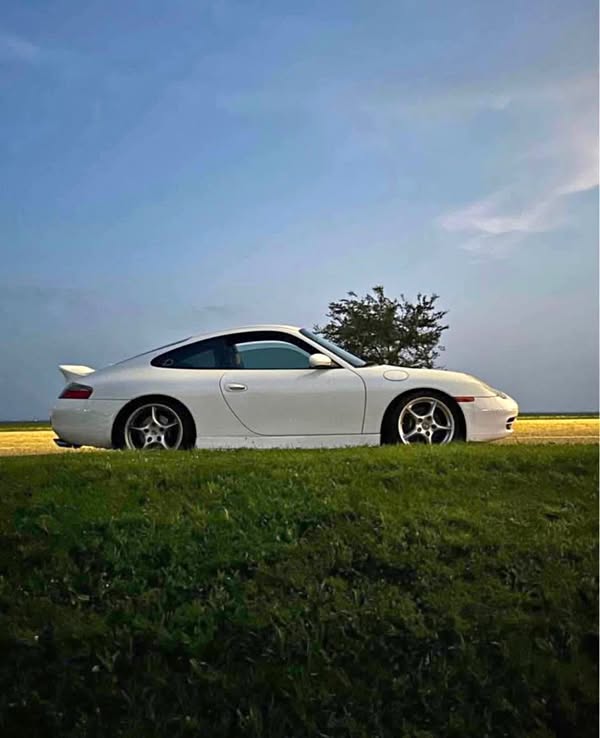 1999 Porsche 911 - Carrera 2 Coupe 2D