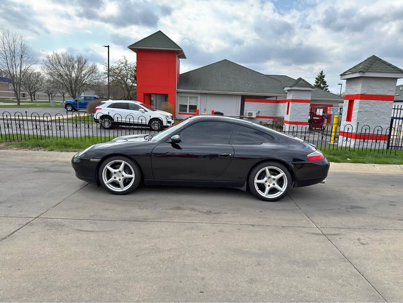 2001 Porsche 911 - Carrera 2 Coupe 2D