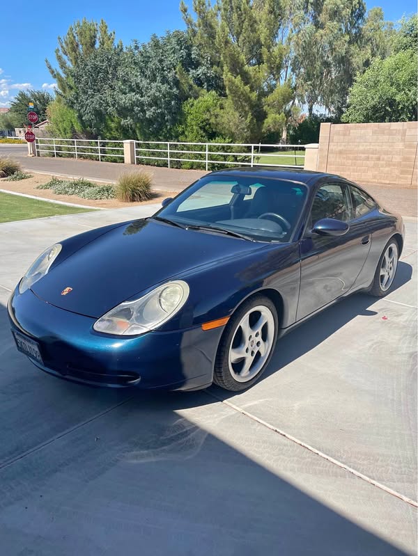 1999 Porsche 911 - Carrera 2 Coupe 2D