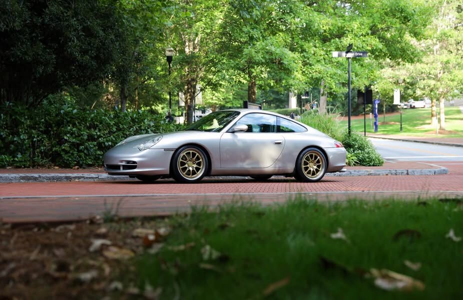 2002 Porsche 911 - Carrera 2 Coupe 2D