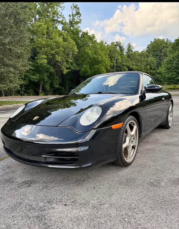 2003 Porsche 911 - Carrera 2 Cabriolet 2D
